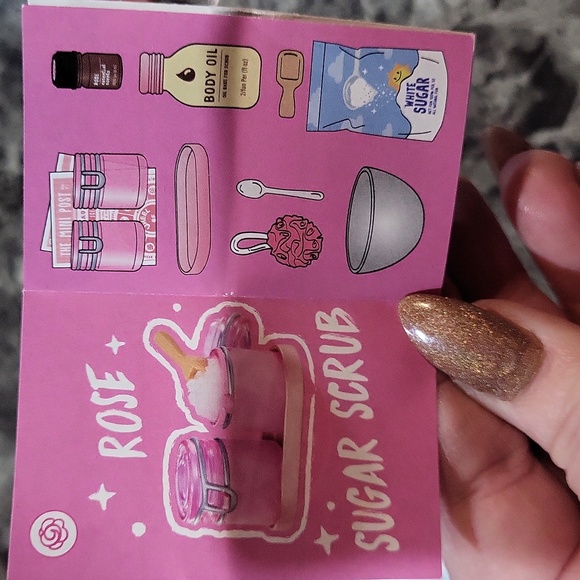 MGA Entertainment Other - Miniverse Make It Mini Spa Rose Sugar Scrub
